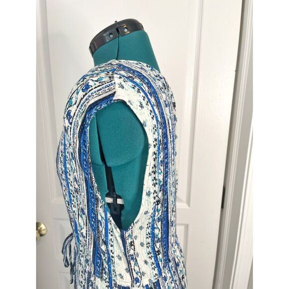 Forever 21 Plus Size Floral V Neck Sleeveless Drawstring Center Slit Dress - Picture 9 of 14